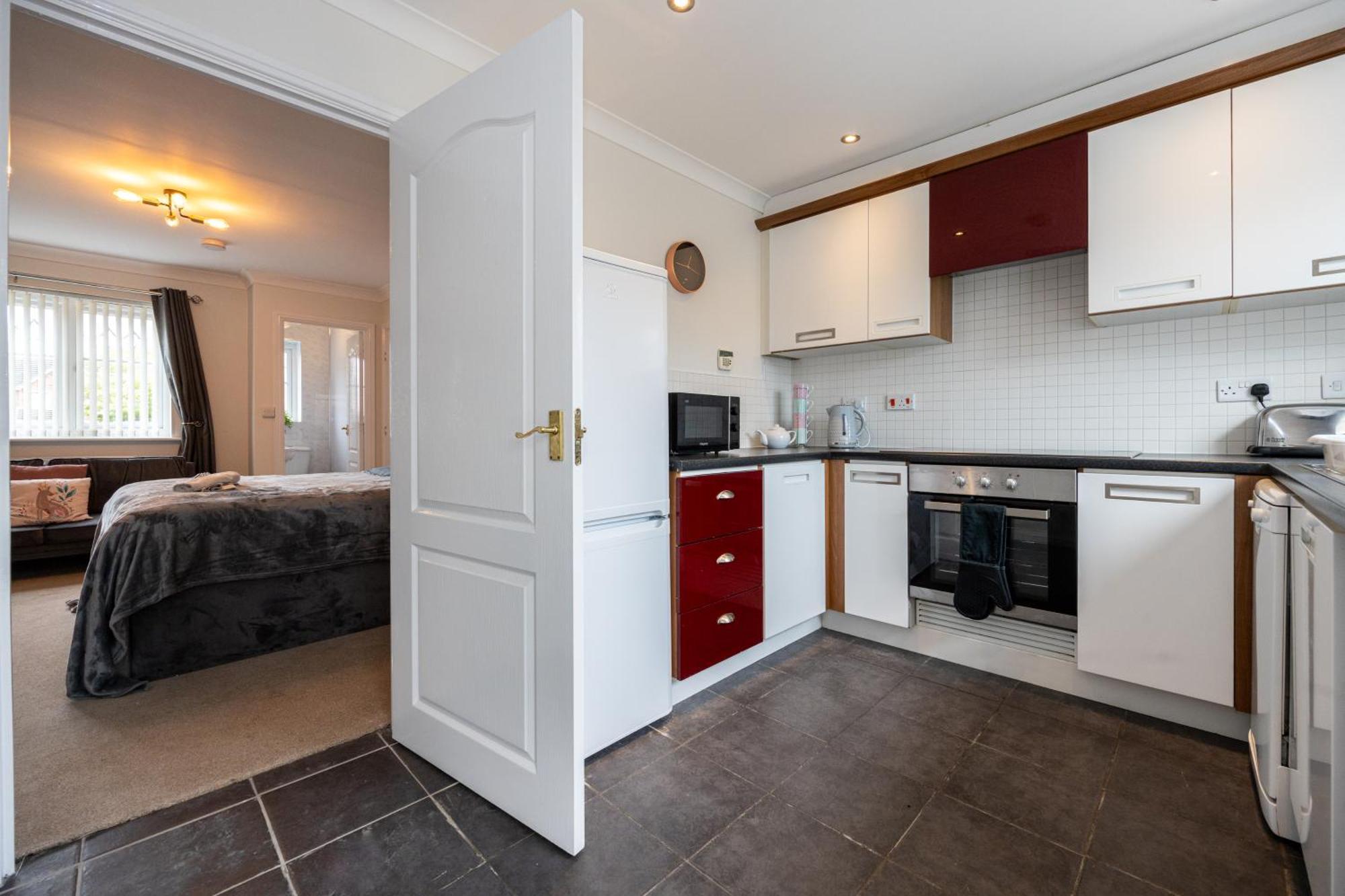 Airstays Apartment Уизеншо Экстерьер фото